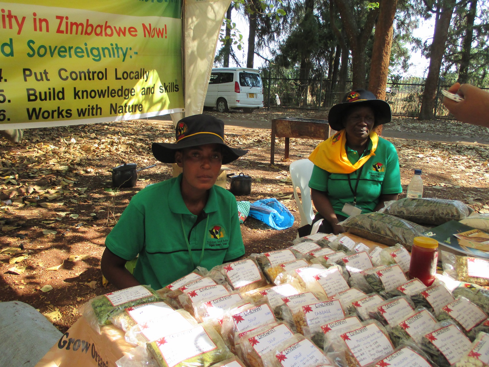 Members of the Zimbabwe Smallholder Organic Farmers Forum (ZIMSOFF), an IDEX partner